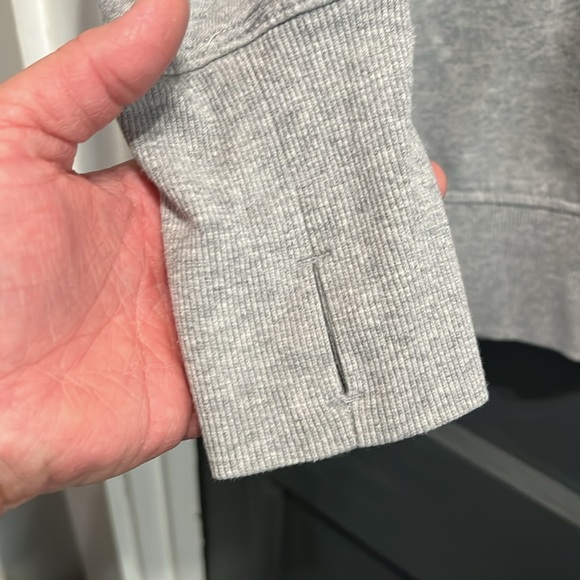 Calvin Klein performance sweatshirt - Picture 5 of 7